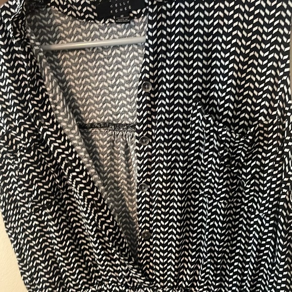 Kelly Renee black/white print romper - Picture 6 of 7